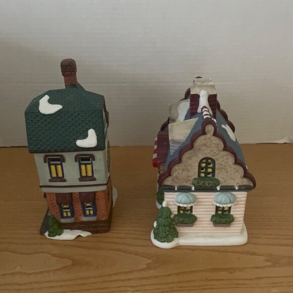 Grandeur Noel Snow Flake Village Florist and Bakery Christmas Hand Painted 1994 - Picture 3 of 14